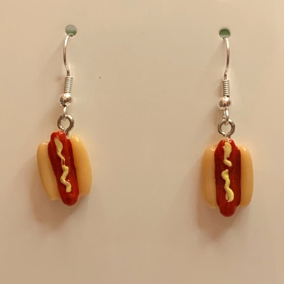 Hot Dog Earring, Funny Food Earring, Gift Idea, Food Jewelry, Silly Earring - Picture 2 of 7